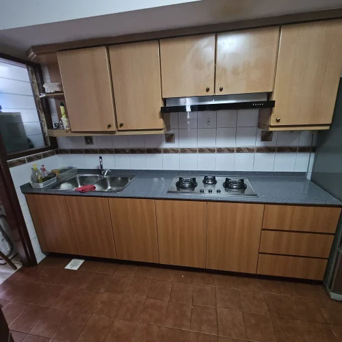 custom-kitchen-cabinet-after